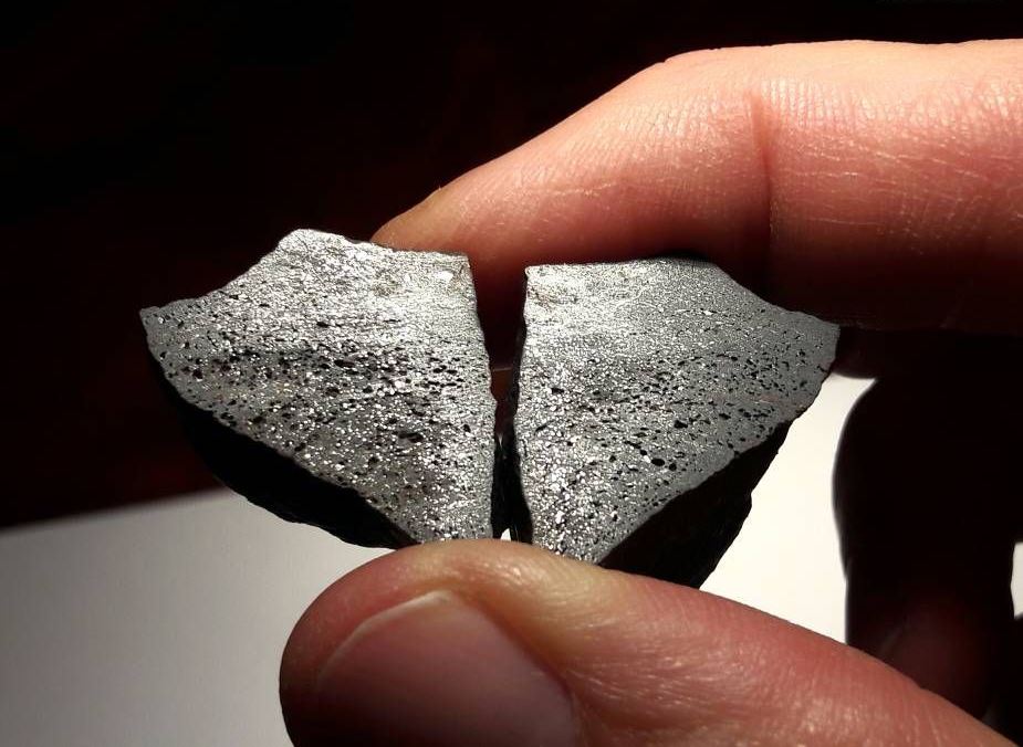 Chondrite chili 32 2g impact melt