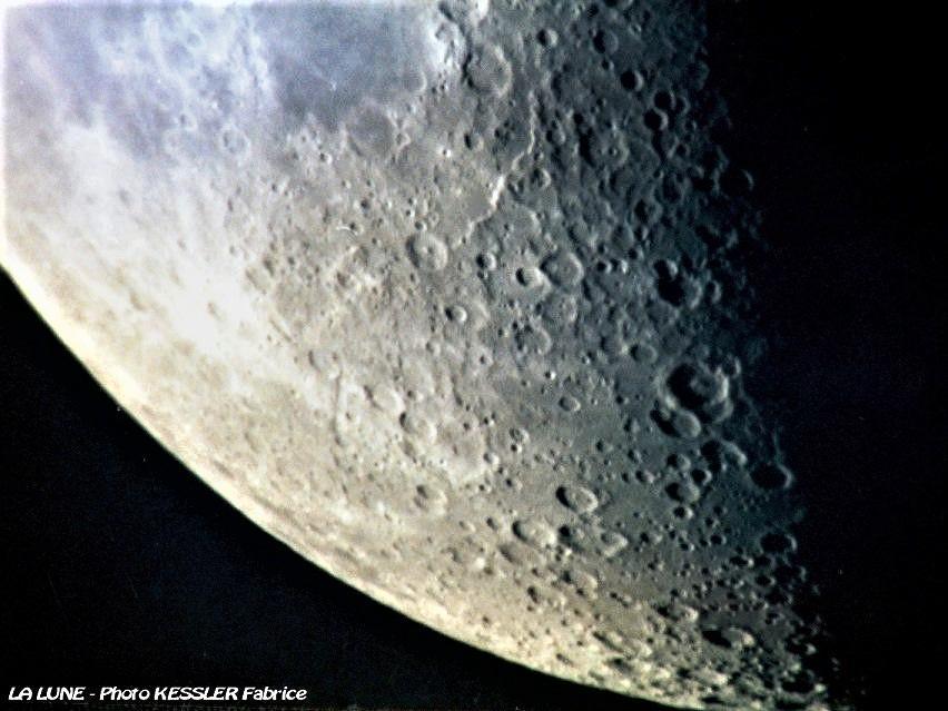 La lune a 1