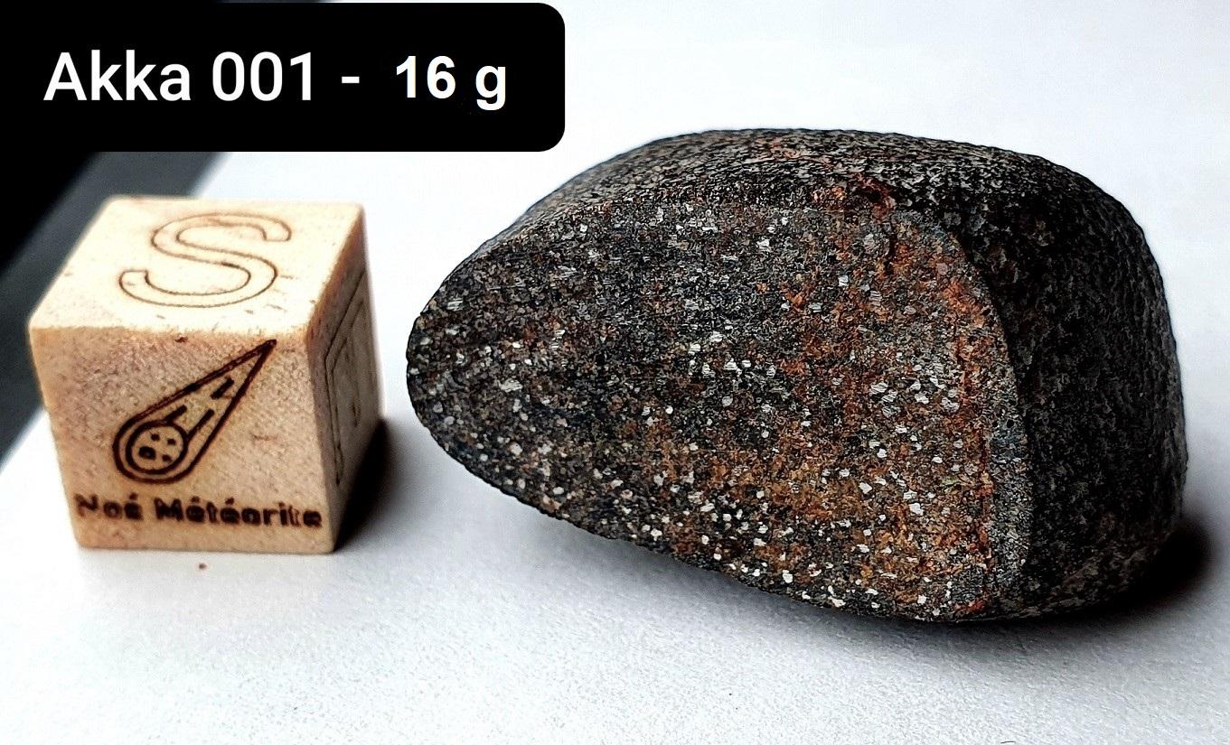Akka 001 17 g
