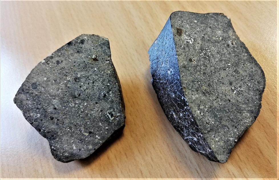 Nwa 2698 howardite meteorite